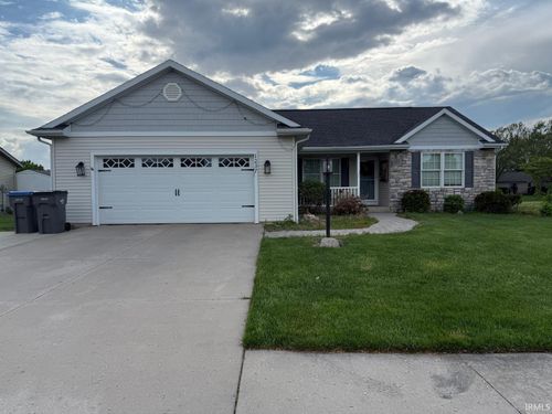 1237 Northstone Rd, Goshen, IN, 46526-8136 | Card Image