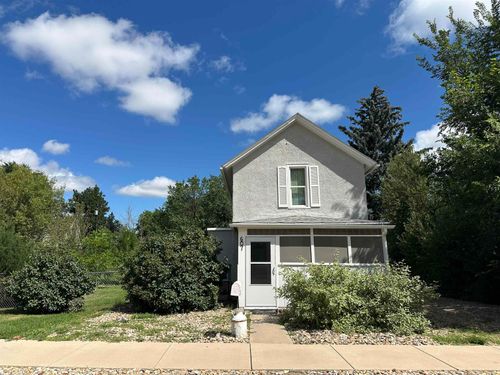 607 Jackson St, Belle Fourche, SD, 57717-1717 | Card Image