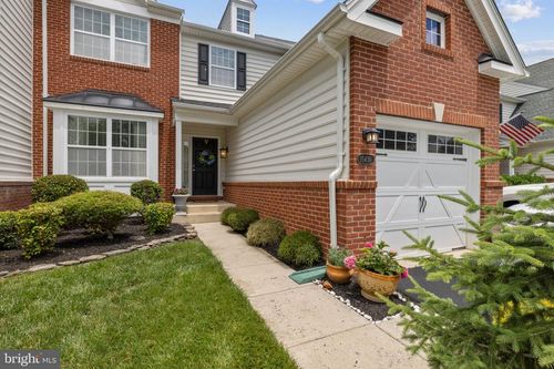 15430 Gossoms Store Ct, HAYMARKET, VA, 20169-8160 | Card Image