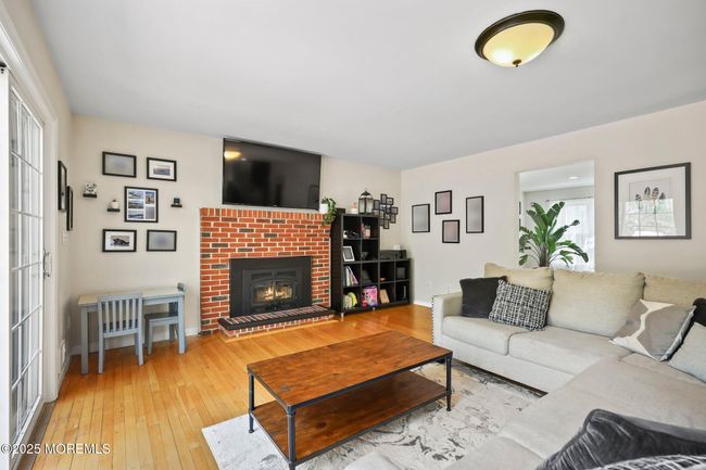 Family Room | Image 12