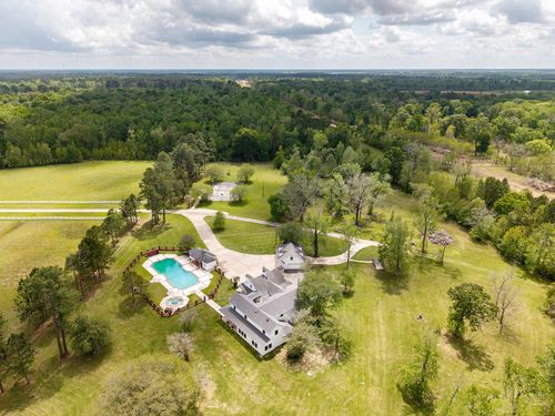 1331 County Road 2071, Hull, TX, 77564-5928 | Card Image