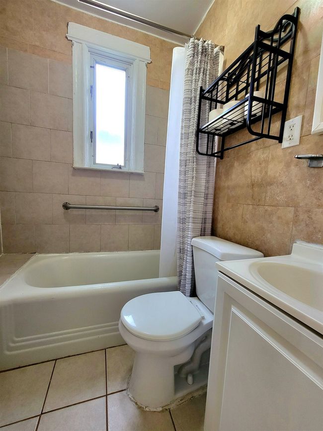 1214 79 Th St, Home with 0 bedrooms, 3 bathrooms and null parking in North Bergen NJ | Image 12
