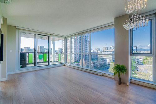 902-6180 Cooney Rd, Richmond, BC, V6Y0H2 | Card Image
