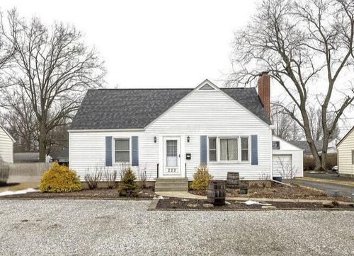 222 Bachmann Ave, Newark, OH, 43055-4765 | Card Image