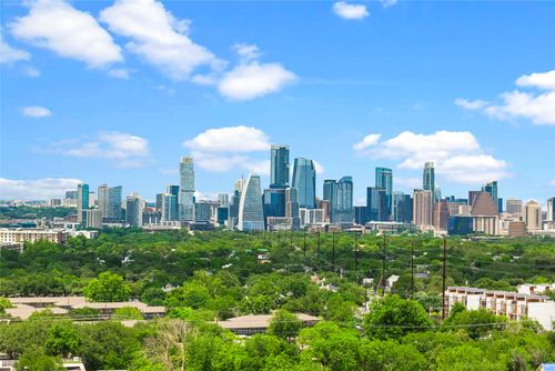 1102 Southwood Rd, Austin, TX, 78704-5353 | Card Image