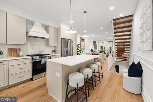 2240 Oakford St, Philadelphia, PA, 19146-4223 | Card Image