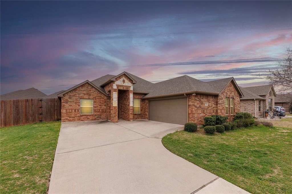 Adams St, Waxahachie, TX 75165