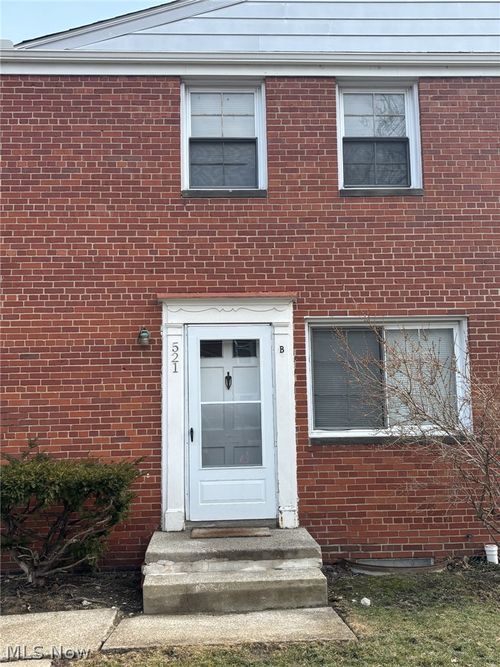 b5-521 Kenwood Dr, Euclid, OH, 44123-4006 | Card Image