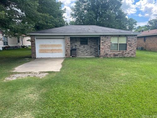 516 S Hickory St, Humphrey, AR, 72073 | Card Image
