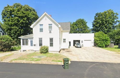 14 Summer St, Laconia, NH, 03246-3139 | Card Image