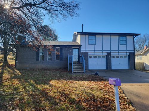 1101 22nd Pl Sw, Miami, OK, 74354-8944 | Card Image