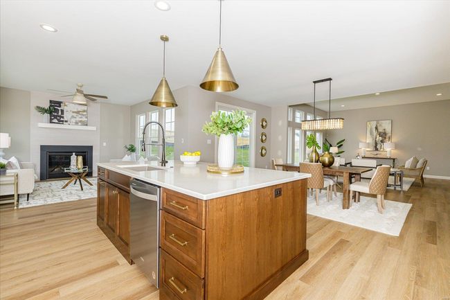 Photo representation of a similar home. Some features shown may be optional. | Image 18