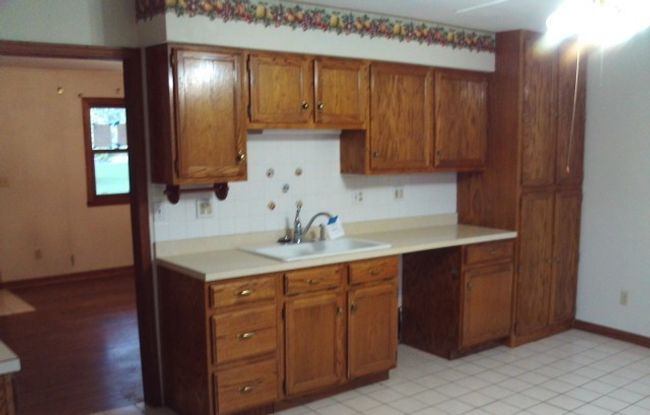 321 Atwood Ave, House other with 3 bedrooms, 3 bathrooms and 4 parking in ROCKFORD IL | Image 6