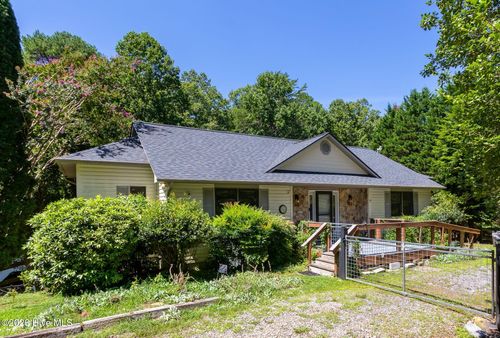 11 Turkey Trl, Warne, NC, 28909-7718 | Card Image