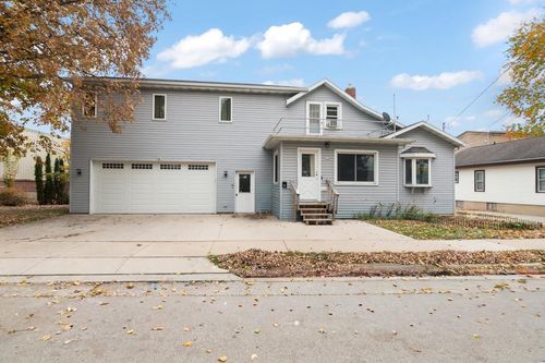 124 S Custer Street, BRILLION, WI, 54110 | Card Image