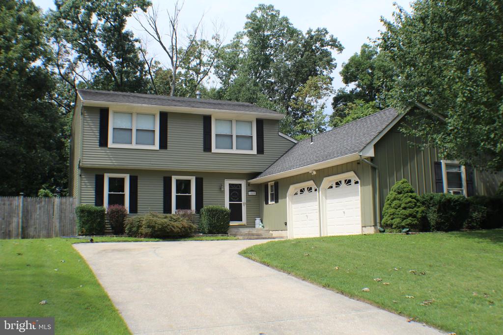 Forest Dr, Williamstown, NJ 08094