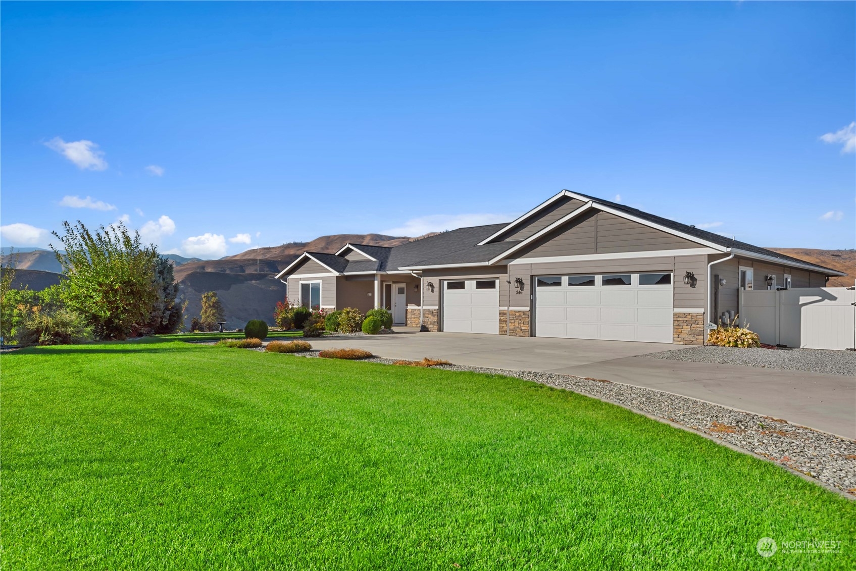 Sun Valley Dr, Wenatchee, WA 98801