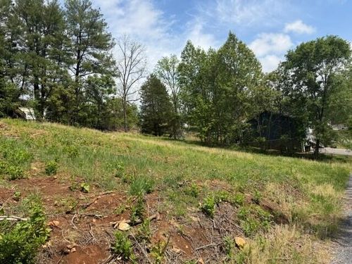 1814 Hardy Rd, Vinton, VA, 24179-2310 | Card Image