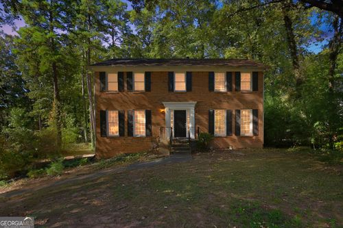 704 Kingsgate Rdg, Stone Mountain, GA, 30088-1825 | Card Image