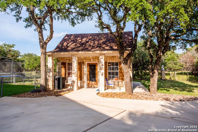 8040 Rolling Acres Trail, House other with 4 bedrooms, 3 bathrooms and null parking in Fair Oaks Ranch TX | Image 12