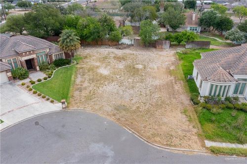 3108 Hackberry Ave, Mission, TX, 78574-1948 | Card Image