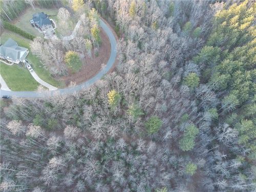 19 Burberry Dr, Purlear, NC, 28665 | Card Image