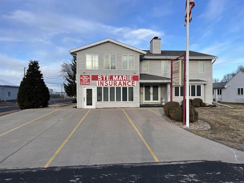 1407 N Lynndale Drive, GRAND CHUTE, WI, 54914 | Card Image