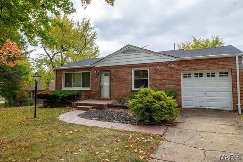 9123 Church Rd, Saint Louis, MO, 63137-1004 | Card Image