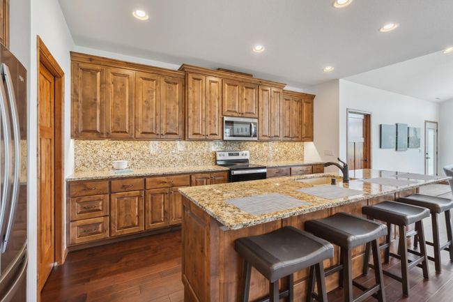 7466 Fairway Ln, Townhouse with 3 bedrooms, 2 bathrooms and null parking in Breezy Point MN | Image 6