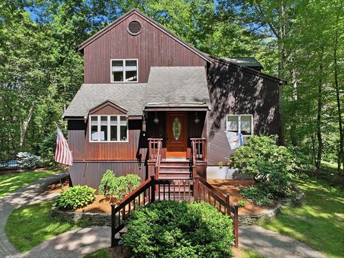 41 Apple Rd, Brimfield, MA, 01010-9636 | Card Image