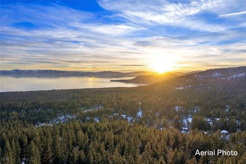 739 Burgundy Rd, Incline Village, NV, 89451-8005 | Card Image