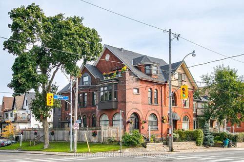 263 Keele St, Toronto, ON, M6P2K1 | Card Image