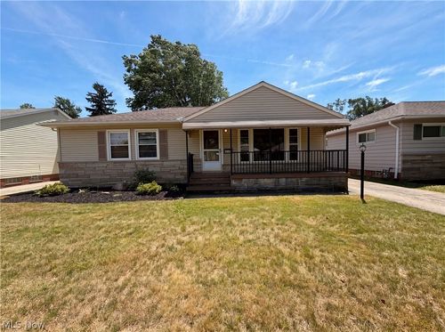4406 Urban Dr, Cleveland, OH, 44121-3553 | Card Image