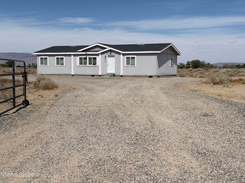 1940 E Antelope St, Silver Springs, NV, 89429 | Card Image