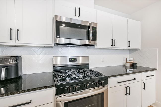 7014 Highland Cypress Trl, House other with 3 bedrooms, 3 bathrooms and 2 parking in Cypress TX | Image 12