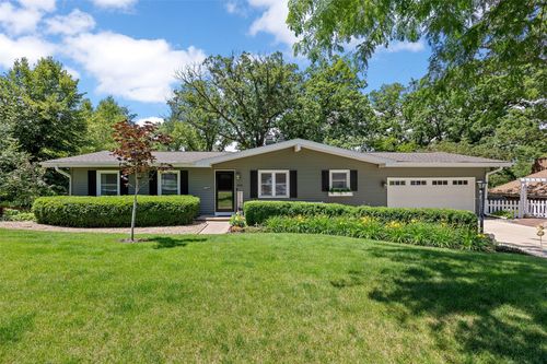 3515 Northwood Dr Ne, Cedar Rapids, IA, 52402-2728 | Card Image