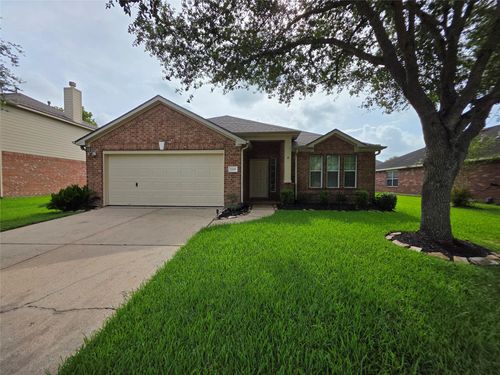 2108 Goldfinch Ln, League City, TX, 77573-3867 | Card Image