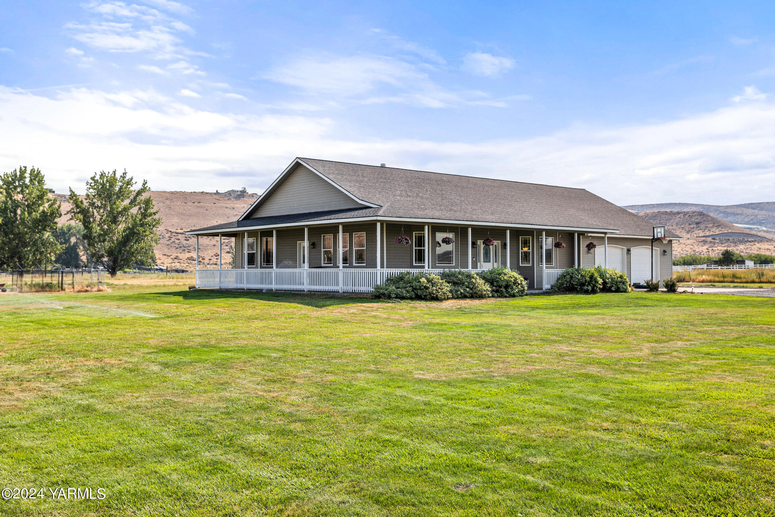 Knopps Lndg, Selah, WA 98942
