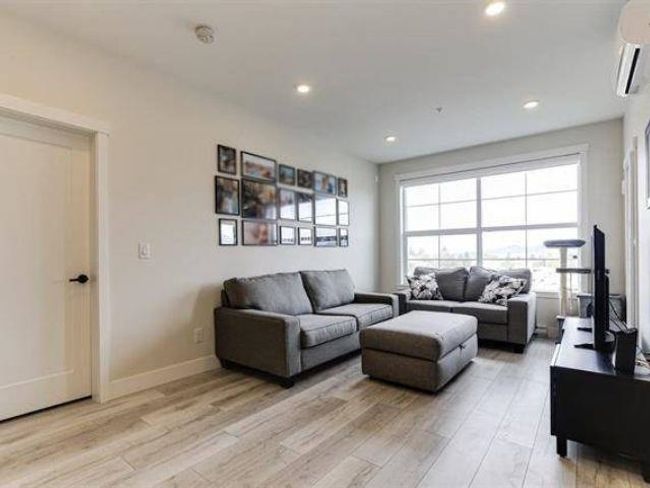 408 - 11893 227 St, Condo with 2 bedrooms, 2 bathrooms and null parking in Maple Ridge BC | Image 4