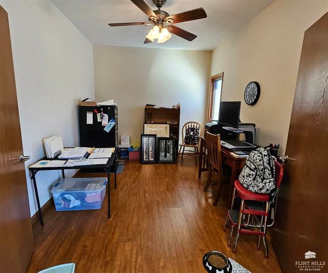 1605 Parkplace Court, House other with 3 bedrooms, 3 bathrooms and null parking in Abilene KS | Image 9