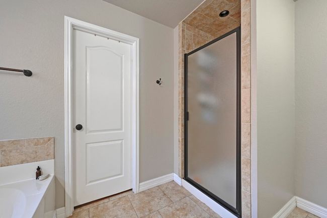 2041 Desco Dr, House other with 3 bedrooms, 2 bathrooms and 2 parking in Austin TX | Image 18