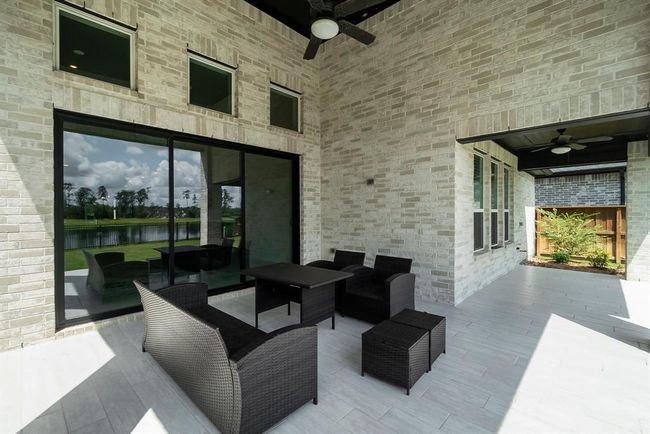 Easy outdoor/indoor living with the slider wall | Image 31