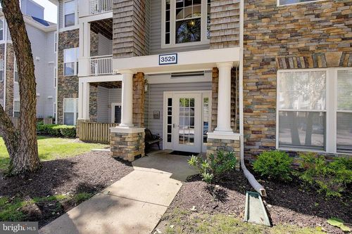 apt-i002-3529 Piney Woods Pl, LAUREL, MD, 20724-6027 | Card Image
