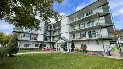 309 - 848 4 Ave, Condo with 2 bedrooms, 2 bathrooms and 1 parking in Wainwright AB | Image 1