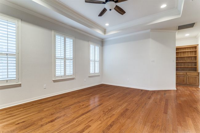 Spacious Family Room with wood floors | Image 9