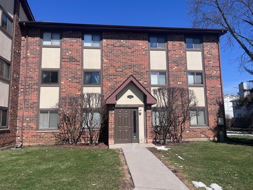 apt-36-417 Berkshire Dr, Crystal Lake, IL, 60014-2800 | Card Image