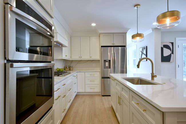 850 S Parkside Ave, House other with 3 bedrooms, 3 bathrooms and 2 parking in Elmhurst IL | Image 6
