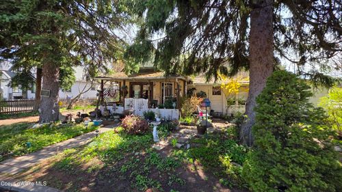 526 W Walnut Ave, Coeur D Alene, ID, 83814-2359 | Card Image