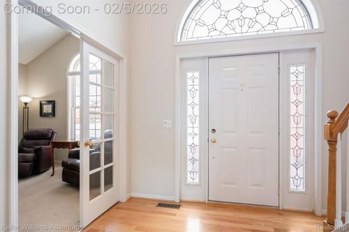 2850 Santia Dr, Troy, MI, 48085-3983 | Card Image