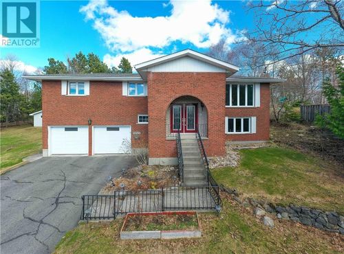 2288 Muriel Cres, Sudbury, ON, P3E4W4 | Card Image